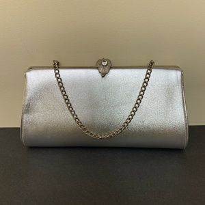 Vtg Metallic Silver Clutch/Pusrse